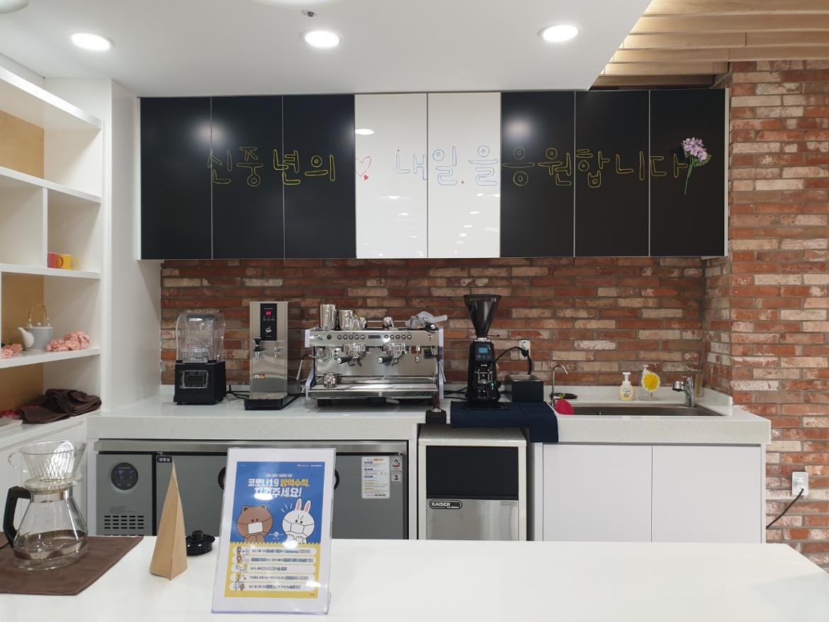 바리스타+1_20210914_175943995.jpg