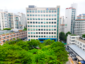[중장년 필수정보] 중장년의 변화된 직업관 - 평생직장 NO! 평생 직업 YES!